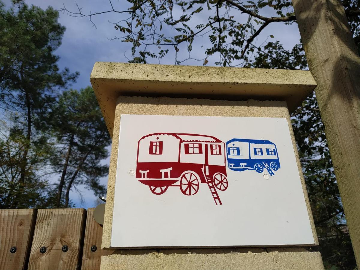 Les Roulottes Vesta Villa เลโอนญ็อง ภายนอก รูปภาพ